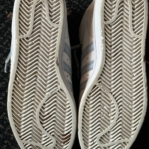 Kids adidas  size 5 1/2 - Picture 2 of 5